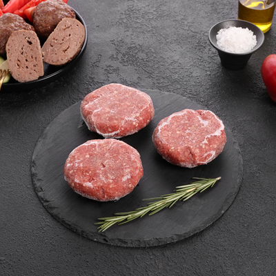 Бифштексы из оленины с говяжьим шпиком