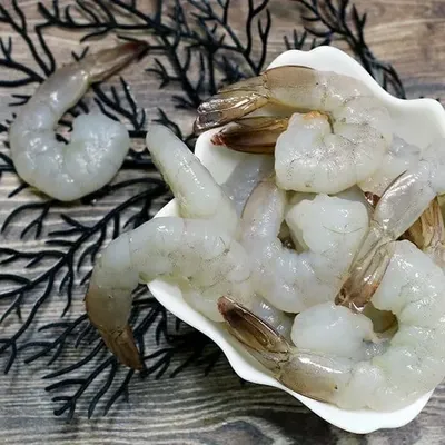 Креветка ваннамей 21/25 очищенная с хвостом